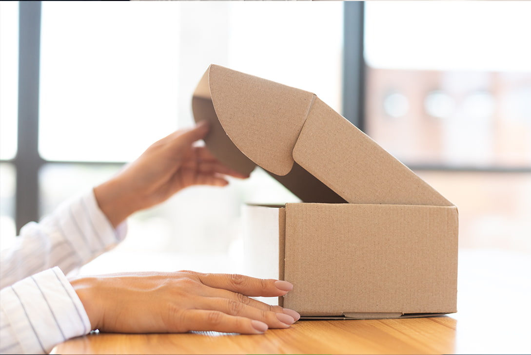 Packing box